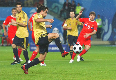 Hạ Nga 3-0, TBN hiên ngang vào chung kết